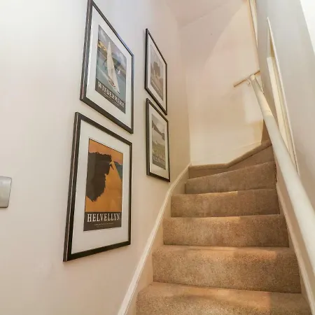 Casa de Férias 10 Castle Crescent *